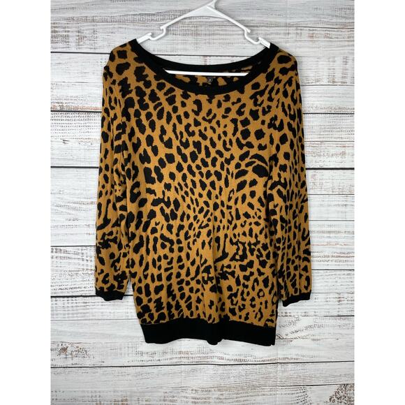 Talbots Leopard Scoop Neck Popover Sweater Medium Mob Wife Stretch Career Office - Picture 1 of 4